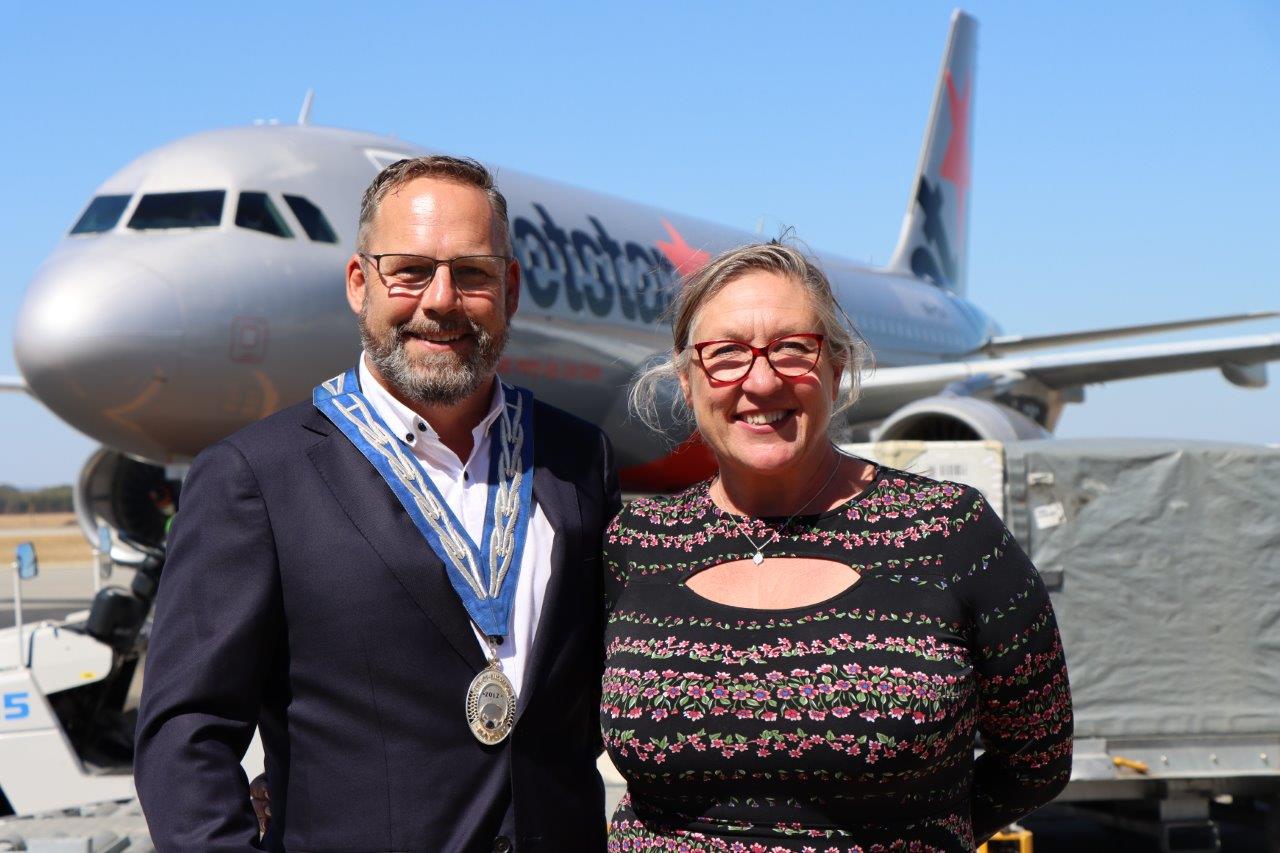 The City of Busselton celebrates new direct flights to Sydney
